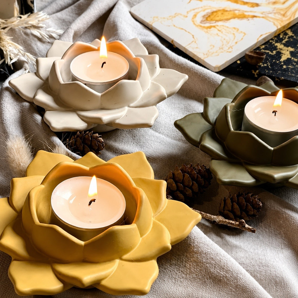 Lumiere Lotus Bloom